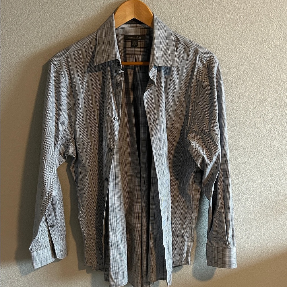 Men's Gray Checkered Dress Shirt